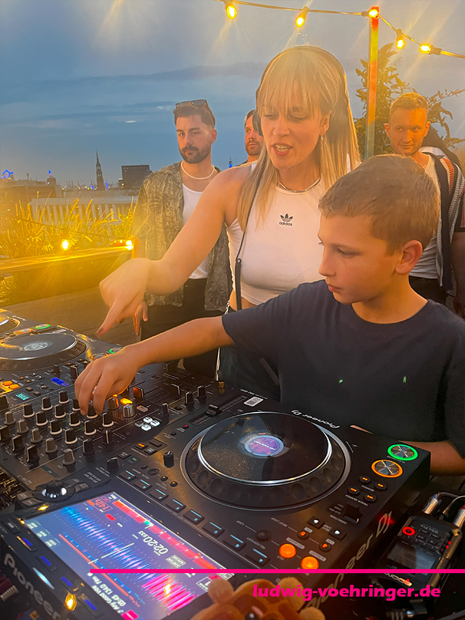 Wasser mit Geschmack Festival in Heubach - der Anfang und die Bühne el Dragon